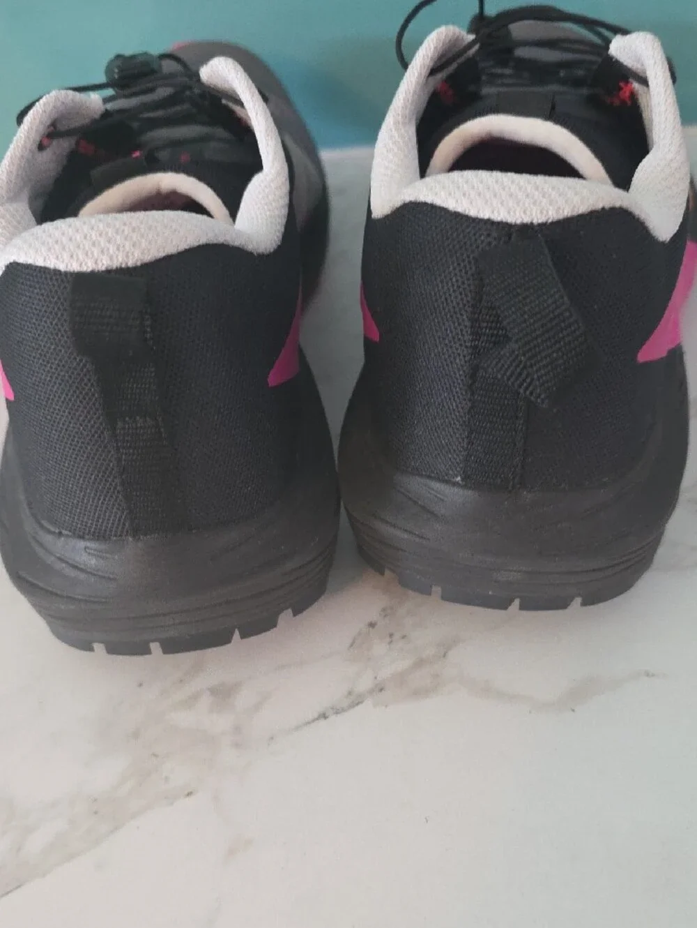 Salomon lightweight trail